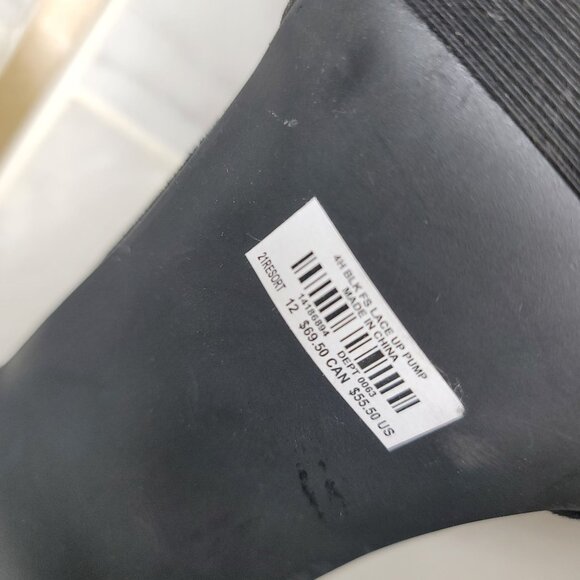 Torrid Women's Black Lace-Up Pointed Toe Pumps one sting is broken 12ww extra wi - Picture 5 of 13